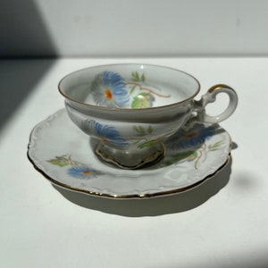 Coffee cup Hutschenreuther Selb Germany porcelain