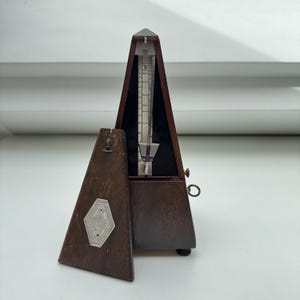 Vintage Maelzel Paquet Wind-Up Metronome – French Wooden Mechanical Metronome, Classic Music Tempo Device, Collectible