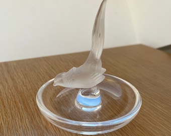 Bowl vide poche frosted crystal bird Lalique France glass