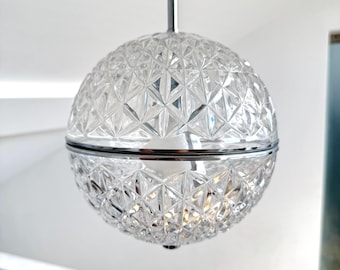 Suspension vintage Kaiser Leuchten – Lampe globe en verre chromé style Space Age, années 1960 – Design allemand
