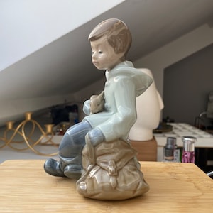 Figurine Boy with a rabbit Nao Lladro Spain porcelain