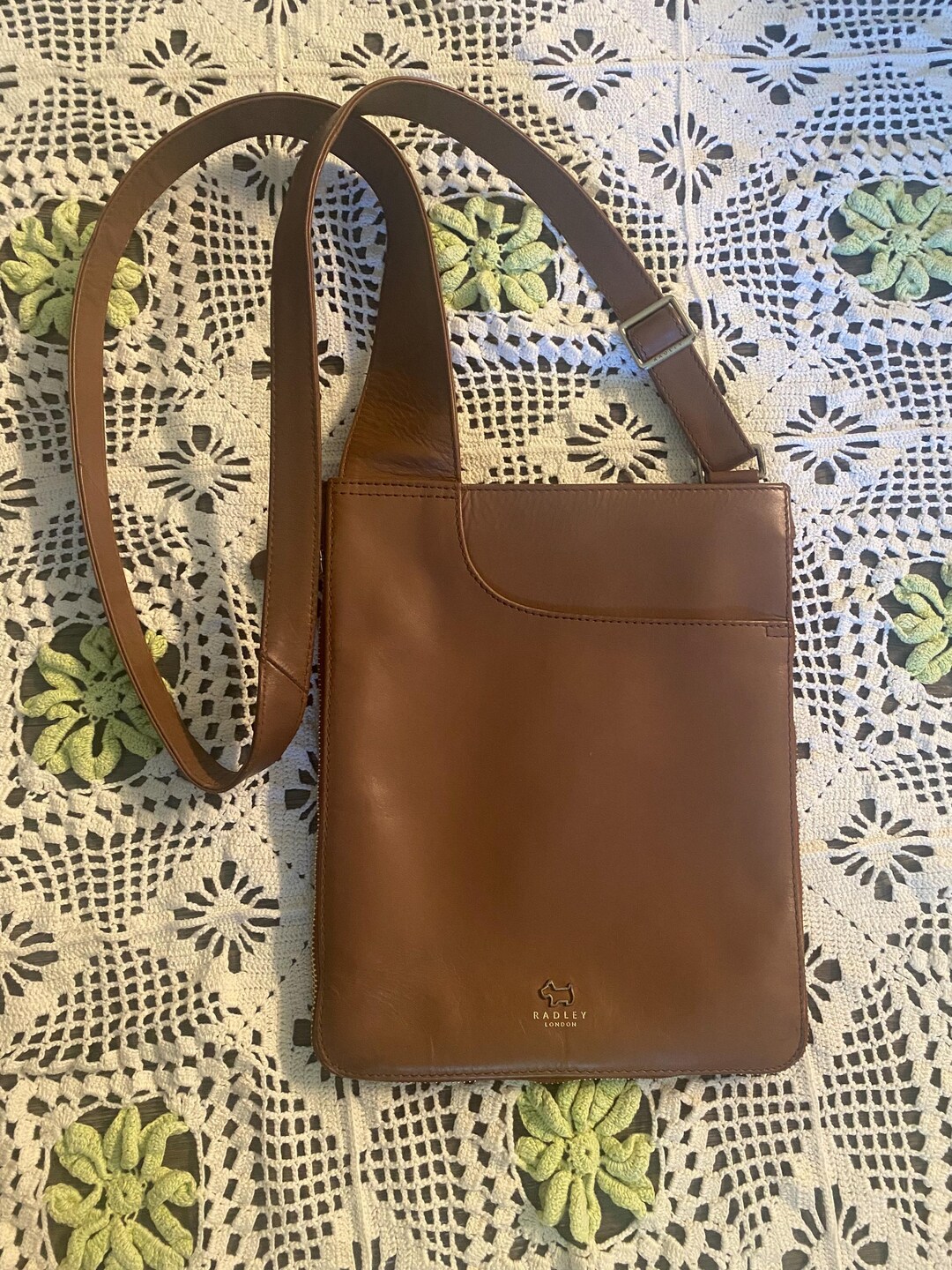 Vintage Radley leather crossbody bag – Anna Wetton