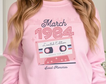 Personalisiertes Sweatshirt 1984 Sweater Retro Style Pulli March Birth Year Shirt für Sie Geburtstagsshirt Vintage Style