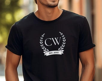 Personalisiertes Shirt Monogram Geburtsjahr persönliches Geschenk für Ihn Geburtstag Klassisches TShirt Unisex XS - 3XL Baumwolle