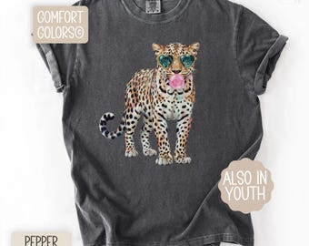 Leopard Comfort Colors Shirt Leopard Bubblegum Sunglasses T-Shirt Cute Animal Print Tee