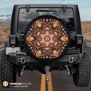 La cubierta de neumáticos gráfica Orange Mandala Karma se adapta a Jeeps, Broncos, SUV, Campers, RVs / Envío gratuito a EE. UU. / Sin opción de cámara de respaldo