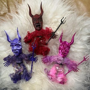 Cupido-duivelpop - naaldviltwol met 3D-geprint masker