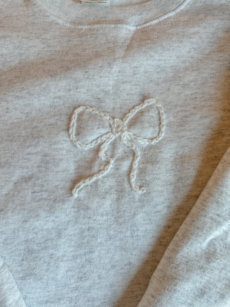 Pearl Bow Classic Sweatshirt