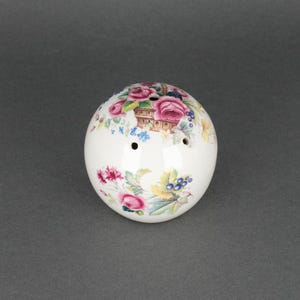 Porcelain Pomander Ball with Pink Roses, Vintage Fragrance Diffuser Ball, Refillable Potpourri Holder, Bridal Shower Gift