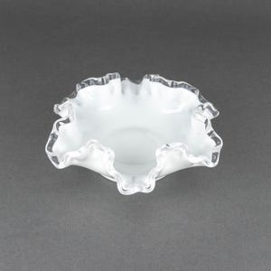 Fenton silver crest - Etsy 日本