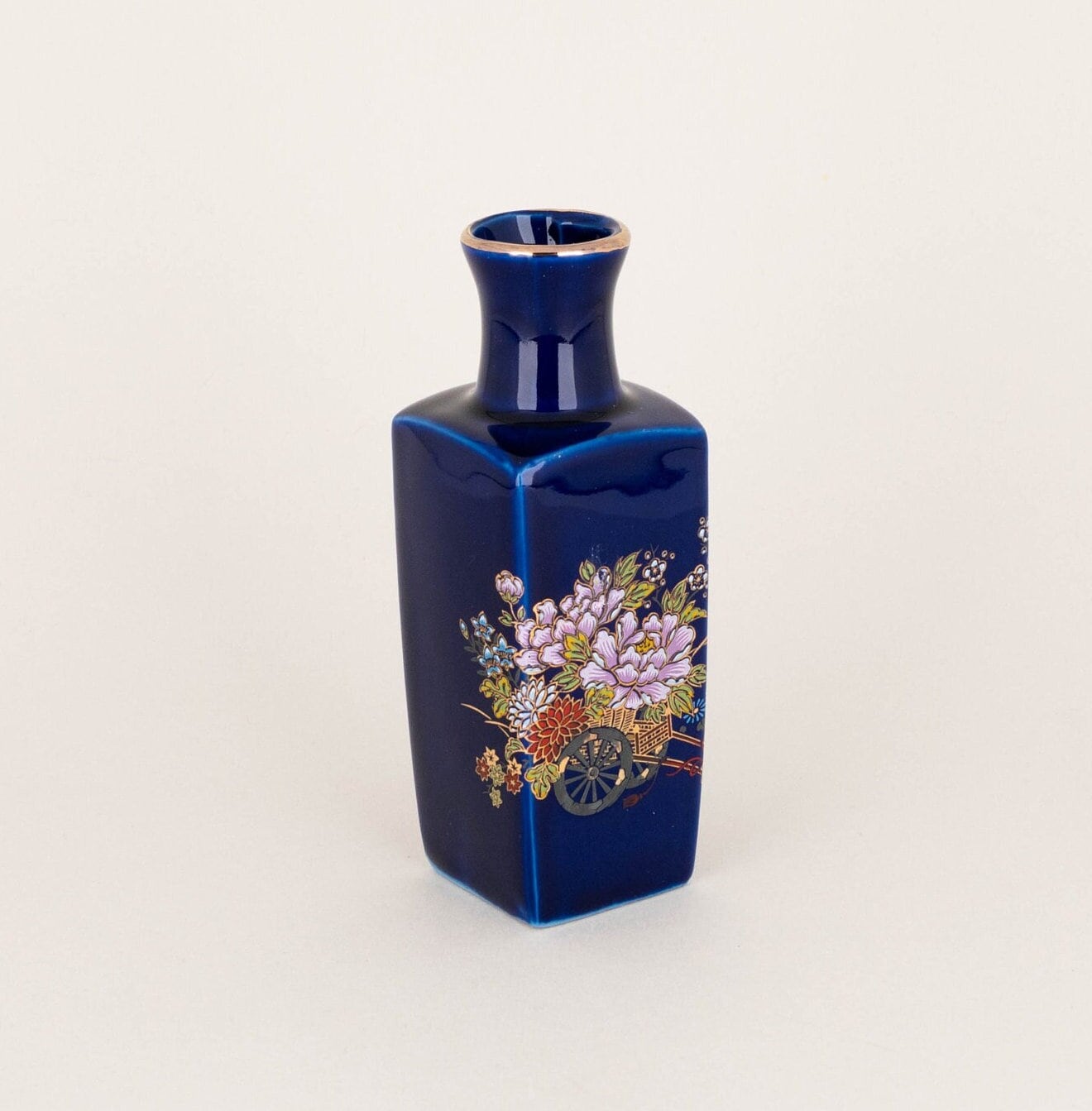 Vintage Cobalt Blue Porcelain Vase: Japanese Floral Wagon Decor