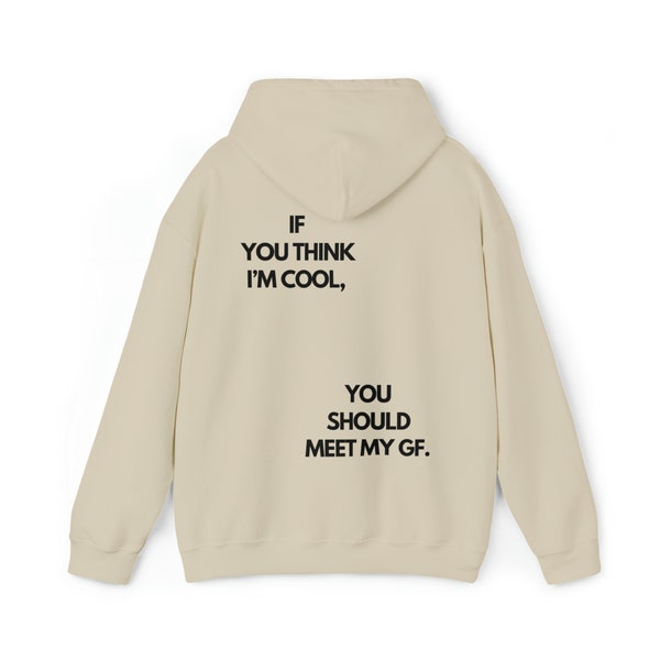 OVERSIZE BOYFRIEND HOODIE ORNATE ON A PLATE