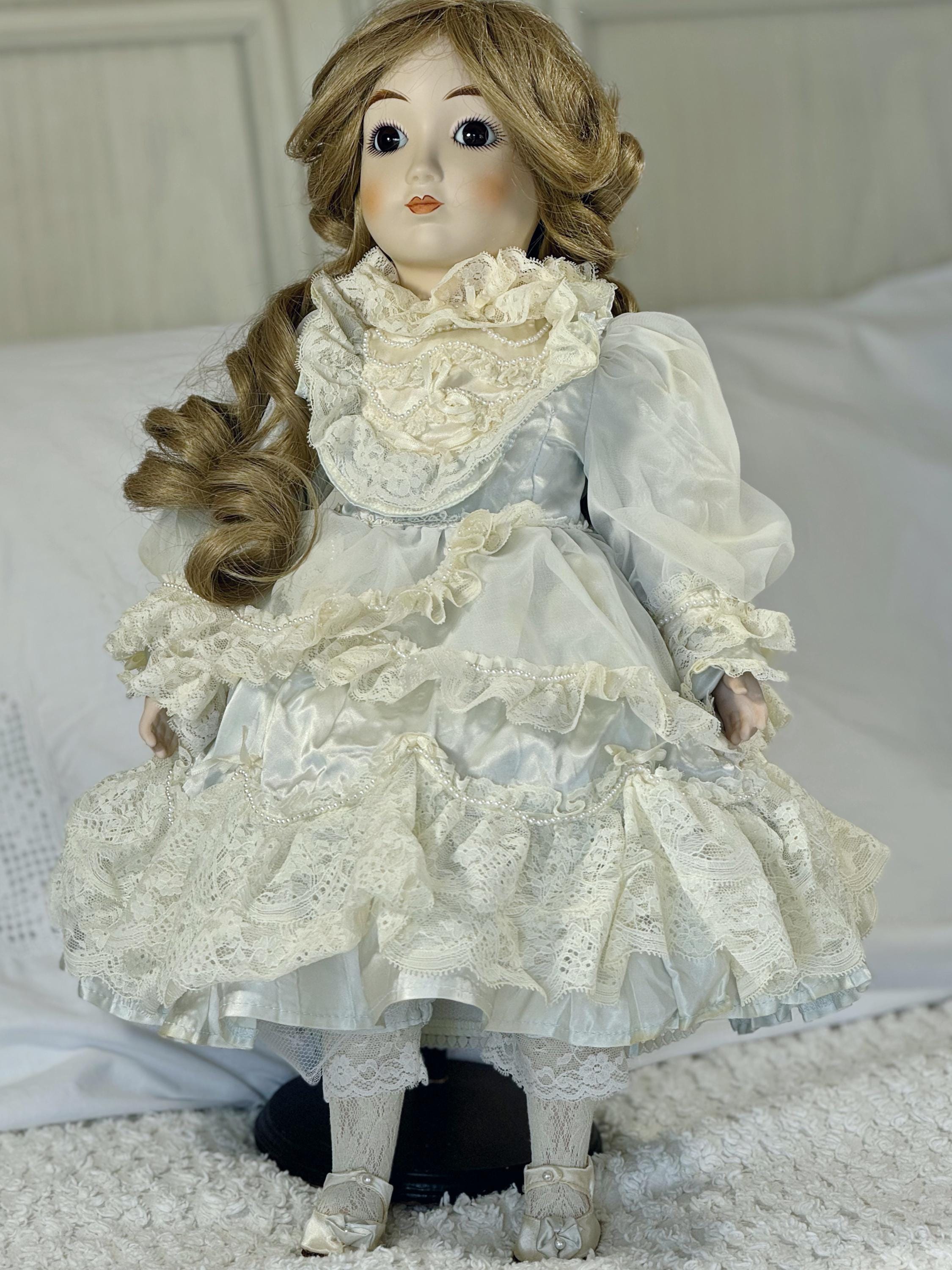 1984 Gorham Doll - Etsy Canada