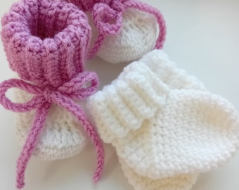 Chaussettes et chaussons pour bébé au crochet Chaussons pour nouveau-nés Chaussons pour bébés Premiers chaussons de bébé Cadeau nouveau-né Cadeau baby shower