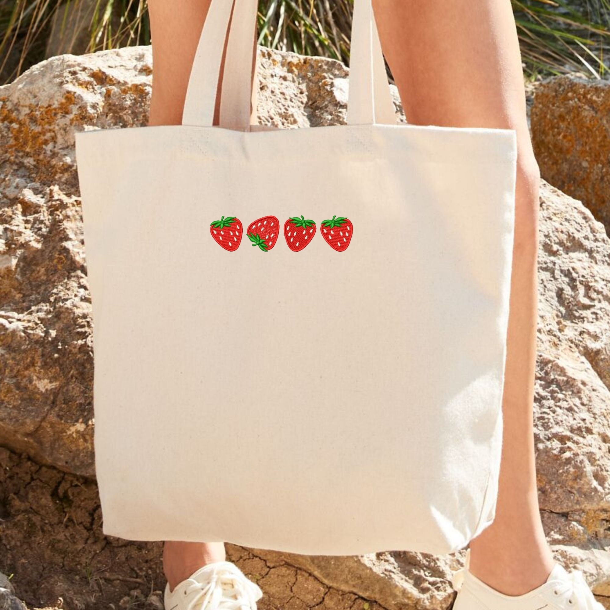 Women's Strawberry Fruit Weave Shoulder Bag – Hand Woven Beach Bag, Messenger Purse - View #4