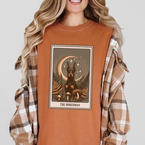 Doberman Shirt, Tarot Card Shirt, Doberman Pinscher Tee, Halloween Dog Shirt, Doberman Gifts, Dobie Dog Mom T-shirt, Dark Academia Tshirt Yam