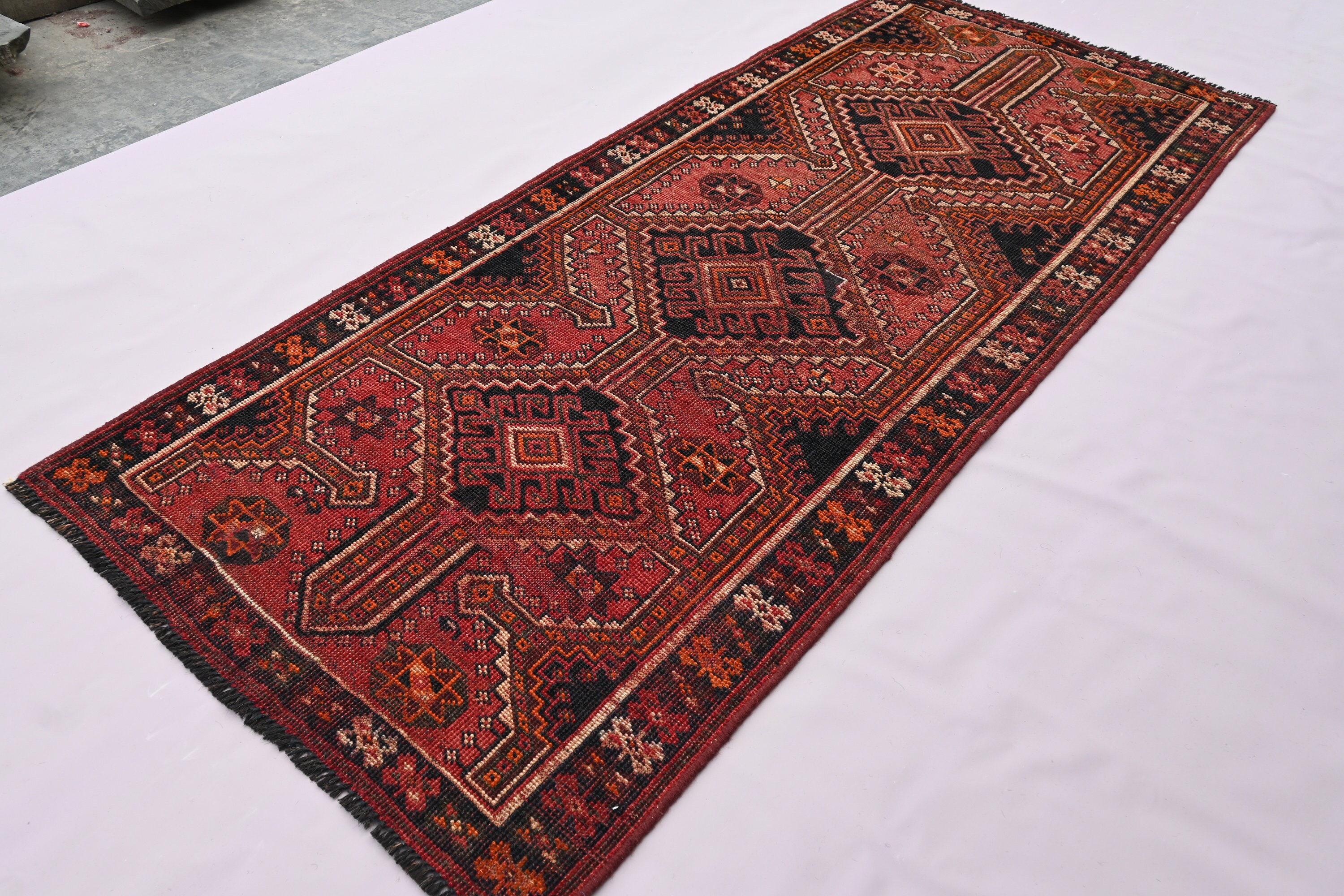 2.6x5.10 ft Red Vintage Rug- Afghan Caucasian design Rug- Handmade Wool Rug- Turkmen Tribal Rug-Oriental No Pile Rug-Bedroom, Office Rug 3x6