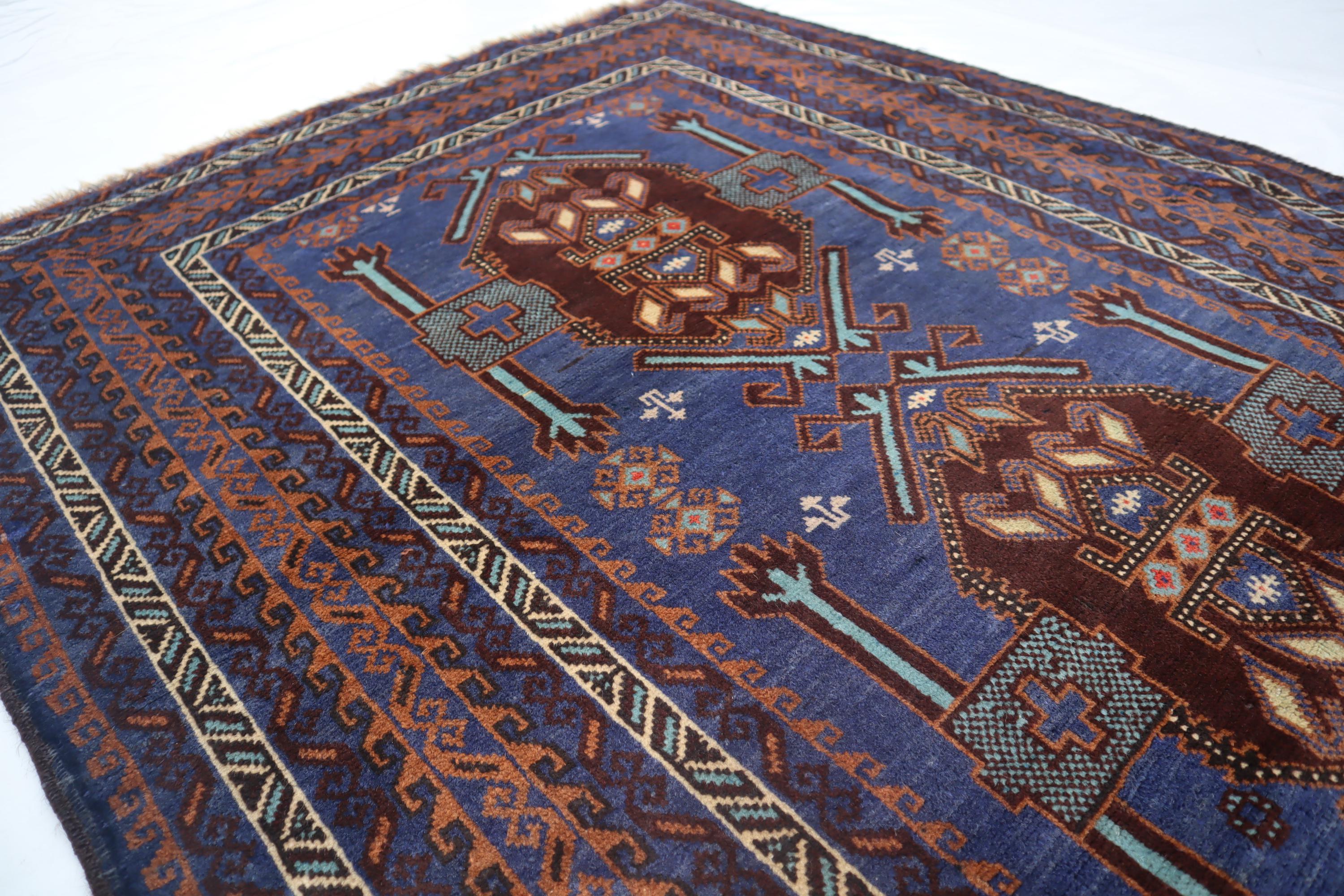 アフガニスタンのヴィンテージラグ、4x6インチのハンドメイドウール