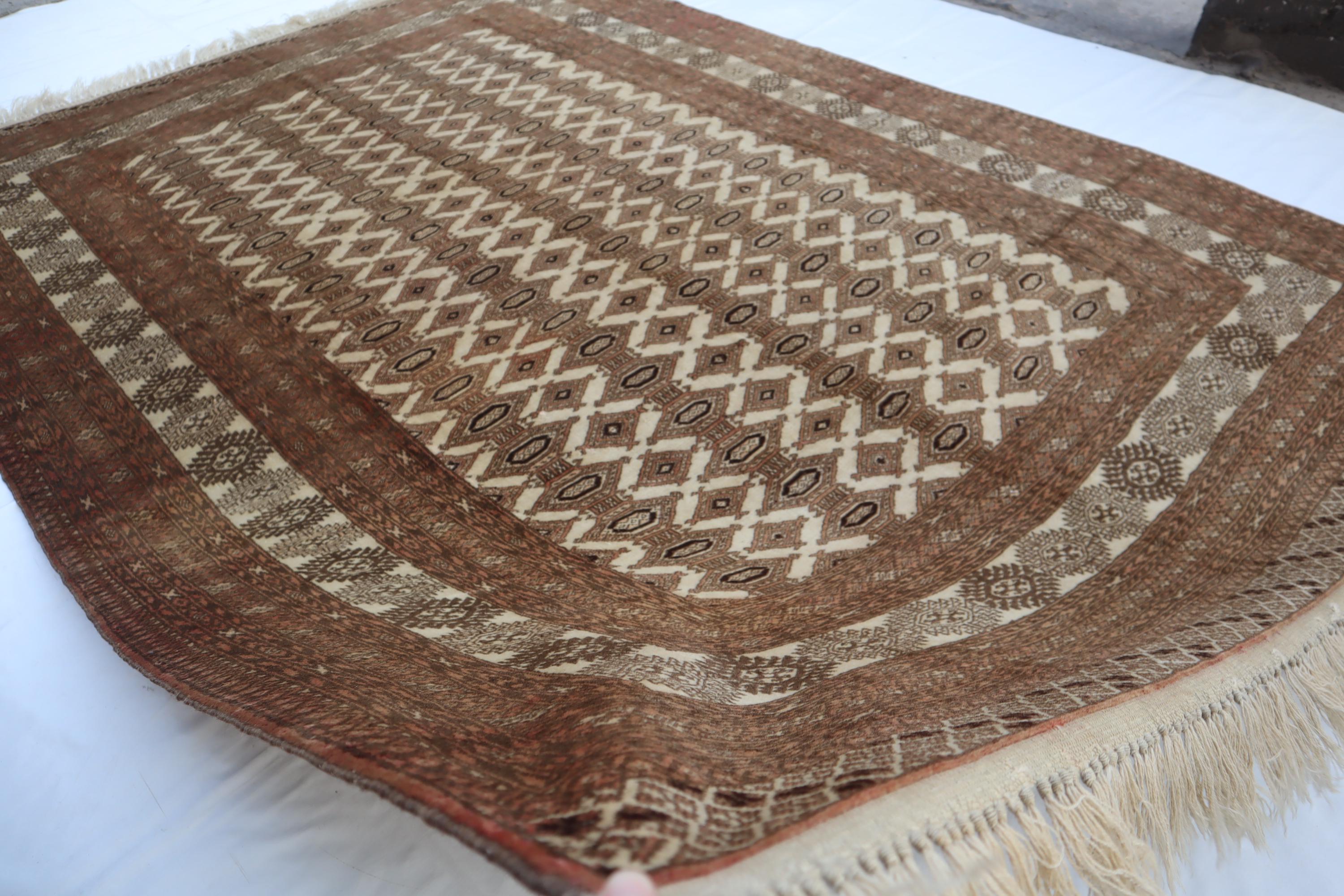 アフガニスタンのヴィンテージラグ、7x9インチのハンドメイドウール