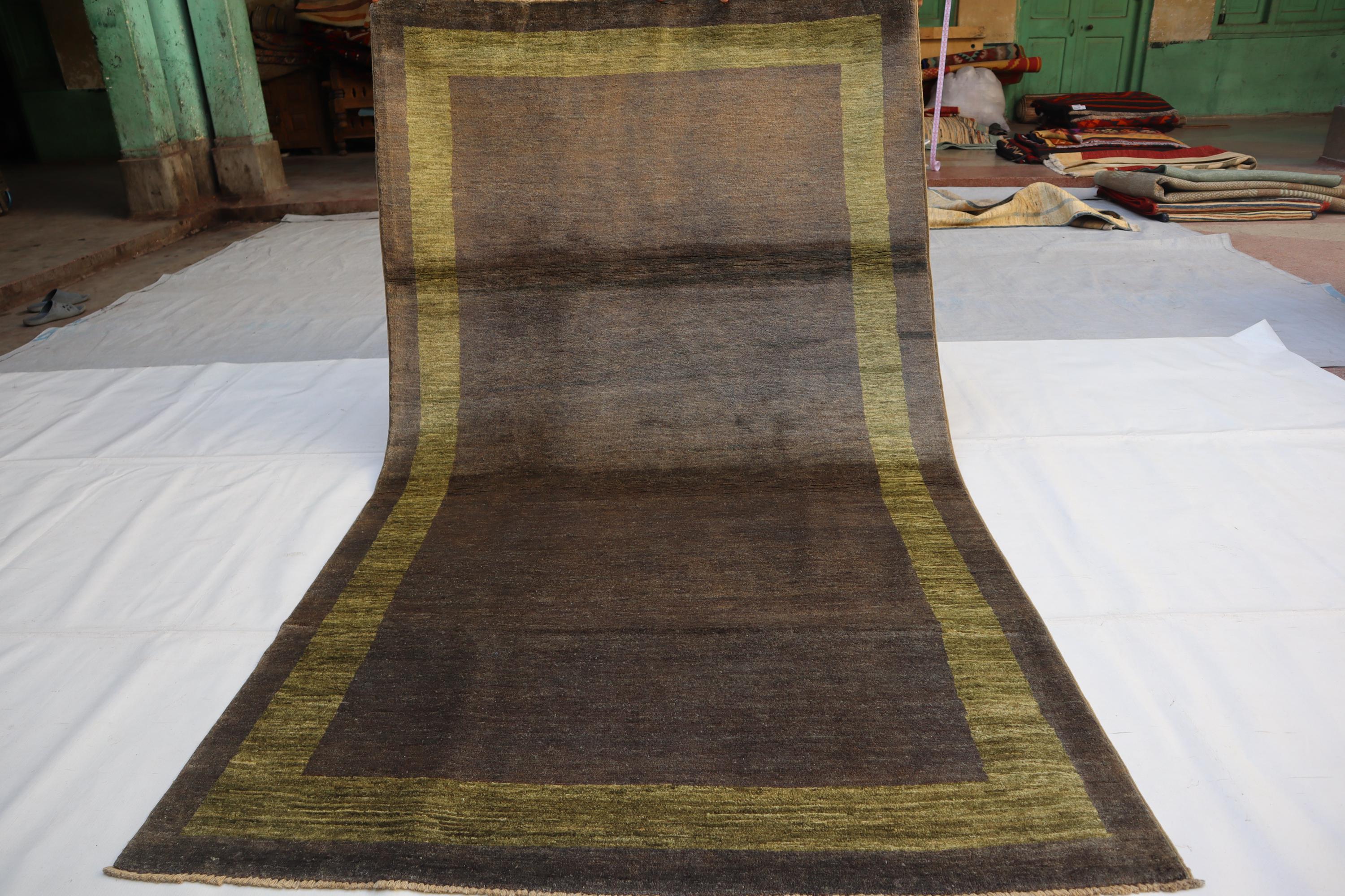 アフガニスタンアンティークガバラグ、4x8インチハンドノットウール