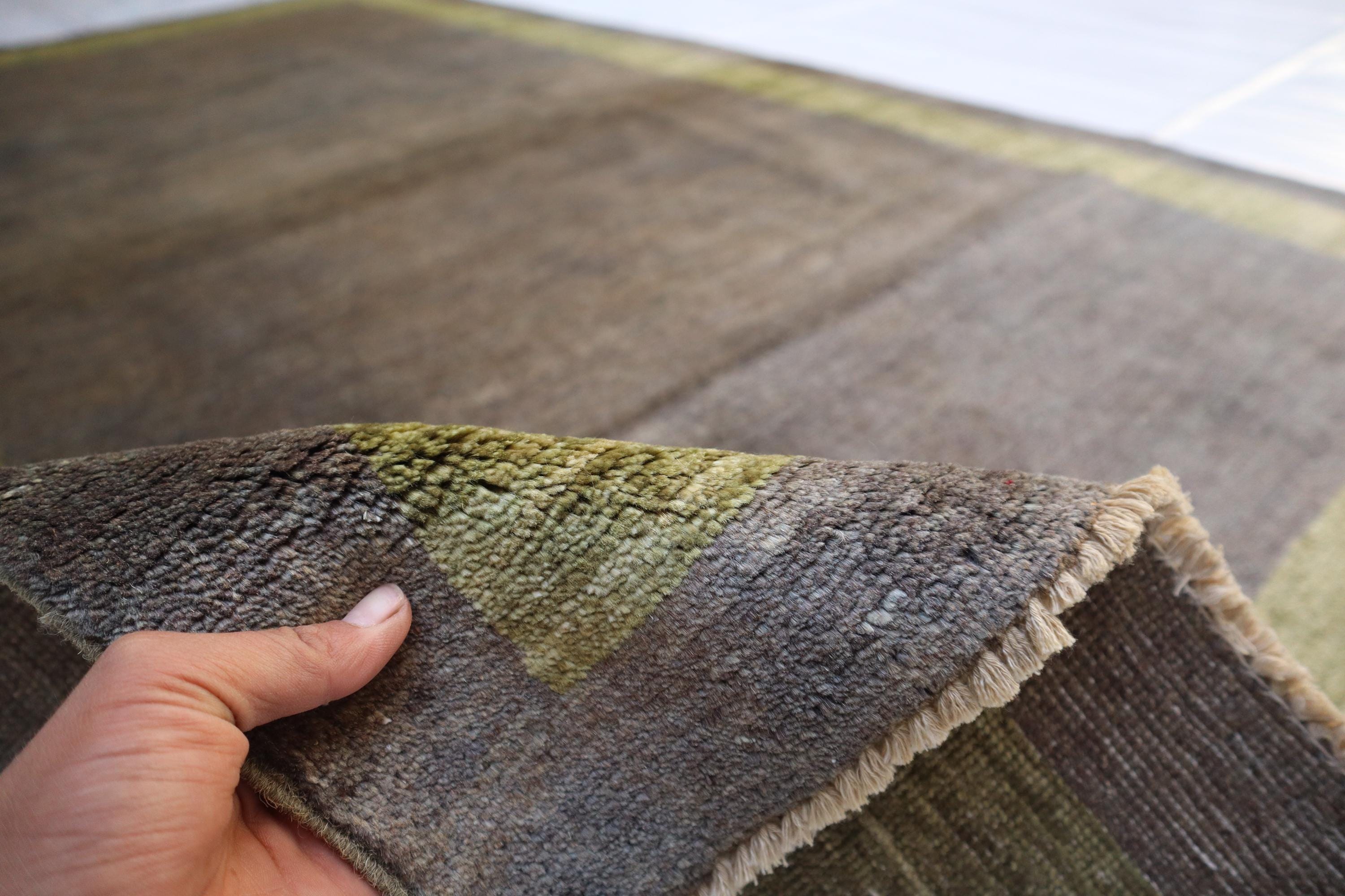 アフガニスタンアンティークガバラグ、4x8インチハンドノットウール