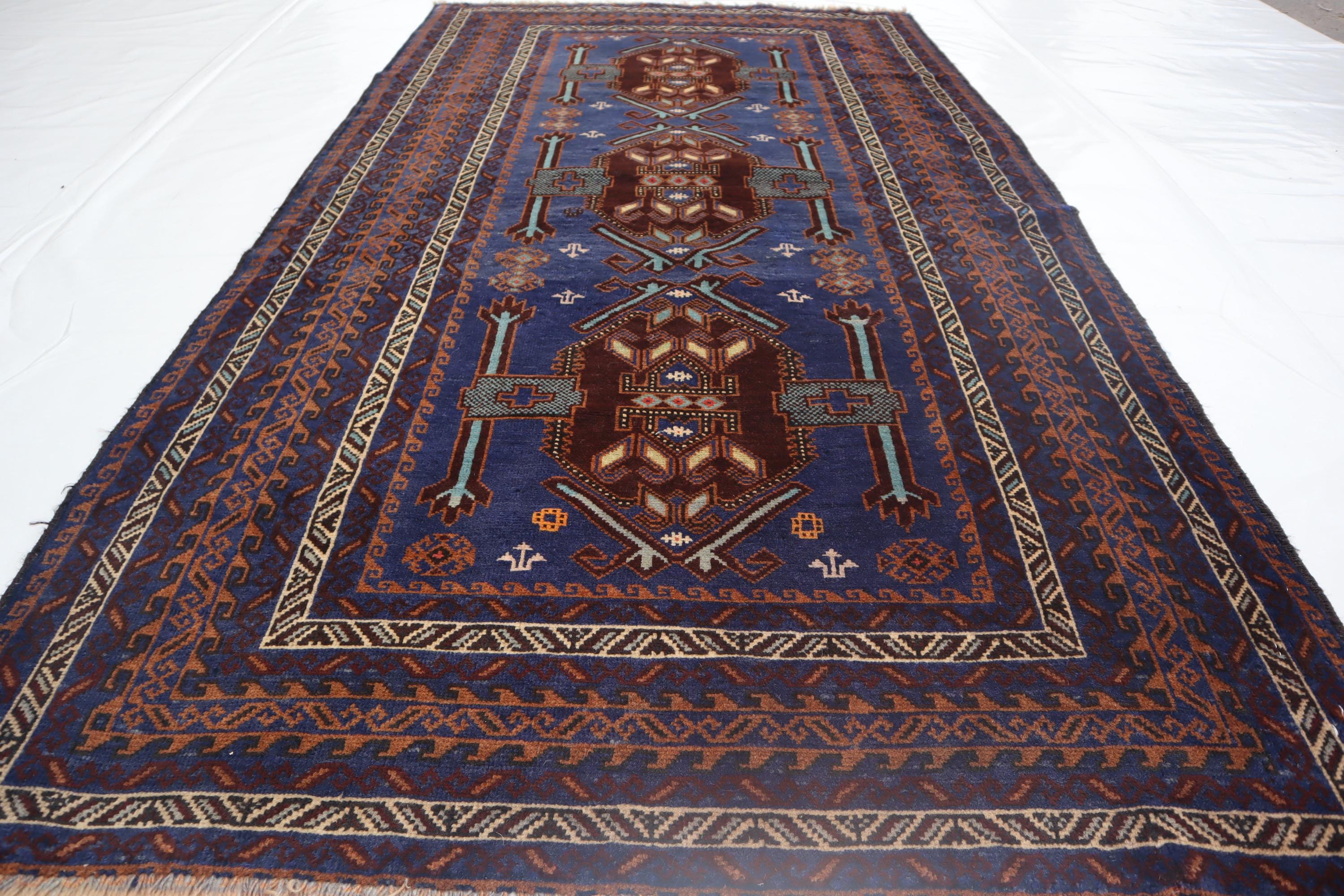 アフガニスタンのヴィンテージラグ、4x6インチのハンドメイドウール