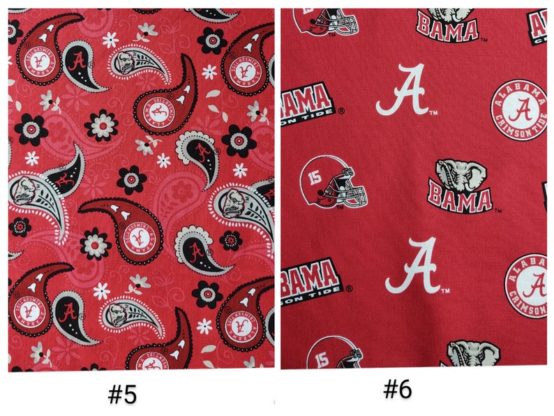 Puede incluir: Dos muestras de tela con diferentes patrones. La primera muestra presenta un fondo rojo con un patr&oacute;n de cachemira en negro, blanco y gris. La segunda muestra presenta un fondo rojo con un patr&oacute;n repetido del logotipo de Alabama Crimson Tide, incluyendo la mascota elefante, la letra "A" y las palabras "BAMA" y "Crimson Tide".