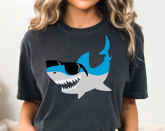 Shark with Sunglass svg, Shark svg, Ocean svg, Shark png, Funny Shark svg, Summer svg, Shark Shirt, Digital Download, Cut File, Print File