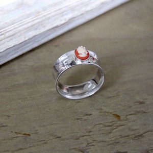Silver Cameo Ring