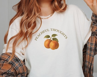 Comfort Colors Peach Vintage Graphic Fruit Shirt Aesthetic Fruit Shirt Boho Shirt Fruit Tee Peach Shirt Peach Graphic T-Shirt Gift for Women