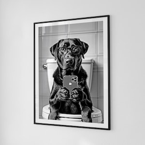 Art mural labrador noir sur les toilettes, impression de textos chien de laboratoire noir, décoration de salle de bain noir et blanc, cadeau chien drôle, art mural animal de compagnie tendance, cadeau chien