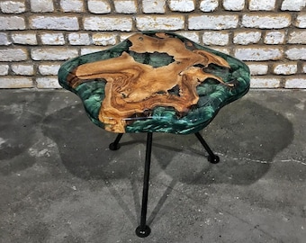 Vivid edge Epoxy Couchtisch, Olive Epoxy Tisch, Fluss Epoxy, Couchtisch Epoxidharz, Olivenholztisch, Maßgeschneiderter Tisch aus Olivenholz