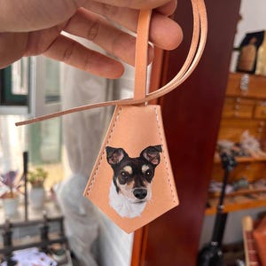 Handbemalter Haustier Leder Taschenanhänger-Unikat Personalisierter Geschenk- Handgemachter Taschen Anhänger- Haustier Portrait- Hunde Gedenkstätte- Leder Mode-Accessoire
