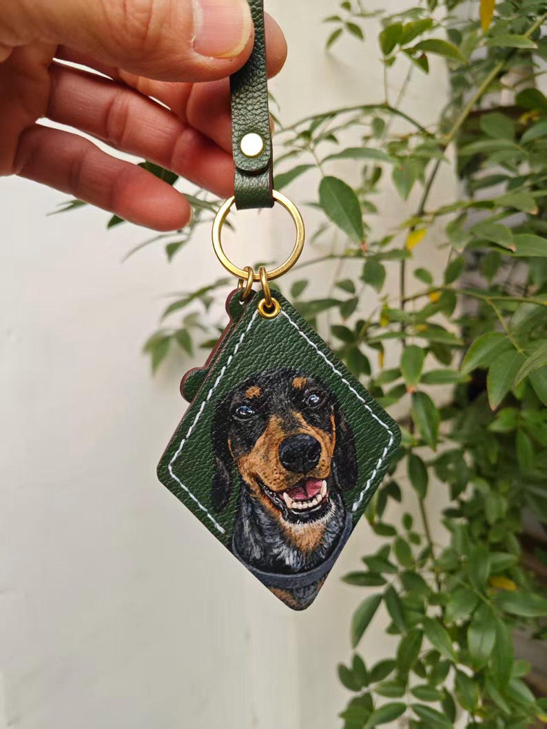 Hand-Painted Pet Portrait Leather Bag Charm - Custom Dog Cat Keychain - Diamond Key Chain Green-Pebbled Calf