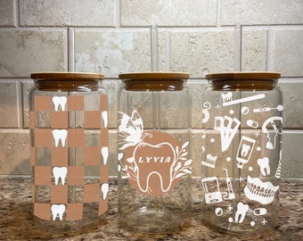 Personalized Dental Floss Glass Can Cup 16oz with Lid and Straw, Dental Hygienist gift, Dentist Gift, Dental Assistant Gift Drinkware
