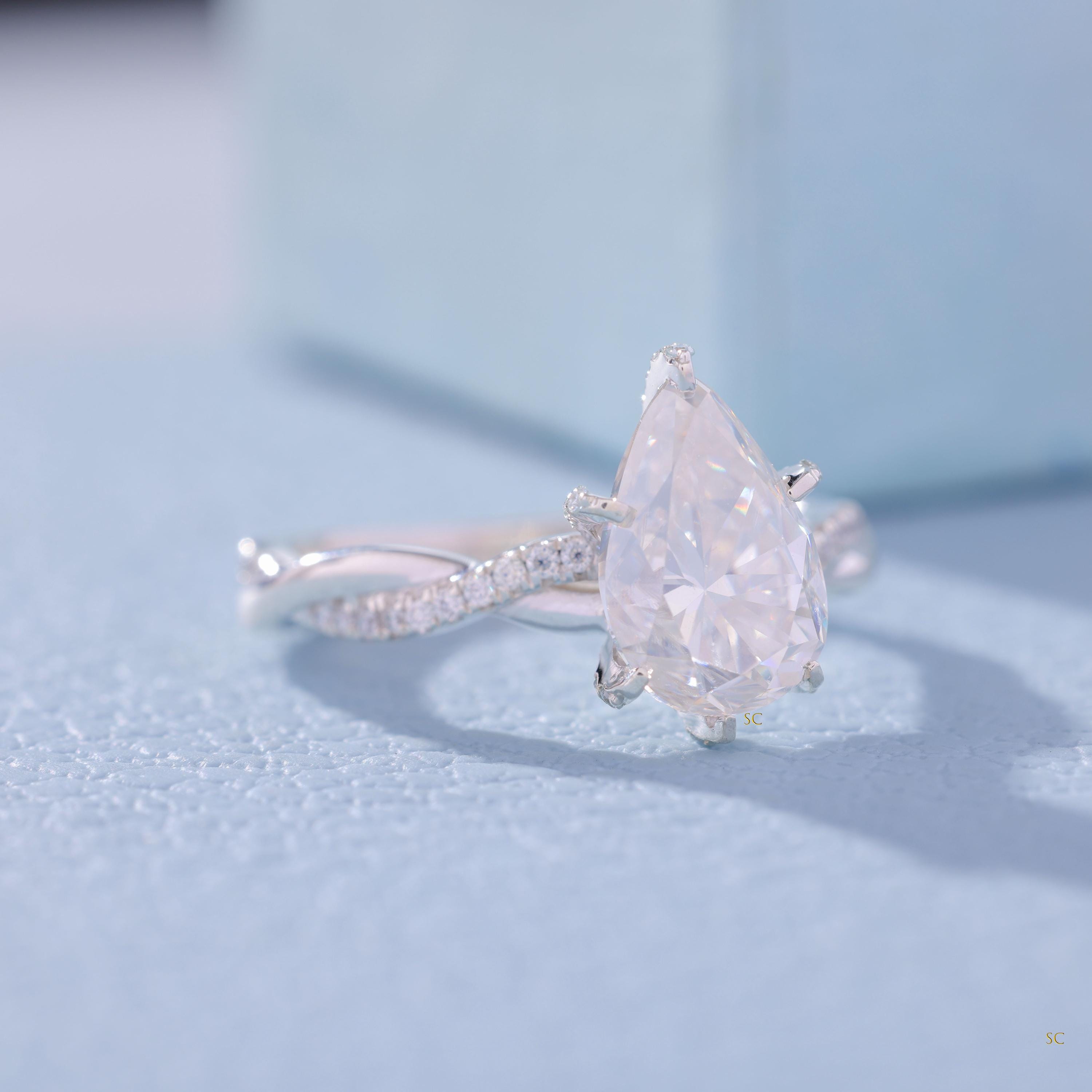 Pear Cut Moissanite Engagement Ring-tear Drop Split Shank Diamond ...