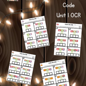 Könnte beinhalten: Vier schwarz-weiße Arbeitsblätter mit dem Titel "Crack the Code" und Bildern eines Schafes, einer Uhr, eines Schweins und einer Person. Die Arbeitsblätter sind Teil einer Einheit namens "Crack the Code" und sind für Einheit 1, Lektion 1, Lektion 2 und Lektion 3.