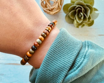Rustic Chic Edition": Tailored for the woman who embodies the spirit of the outdoors.