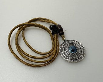 Bloodborne Eye Pendant necklace  , Pendant , Birthday gift , Gift for game fans