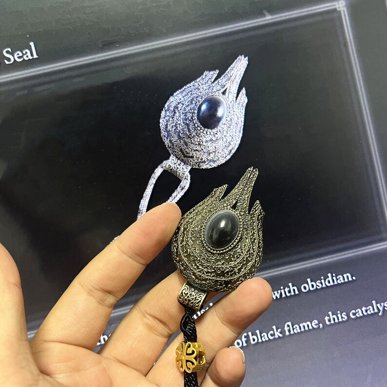 Godslayer's Seal Pendant Metal necklace, Birthday gift , Gift for game fans zdjęcie 1