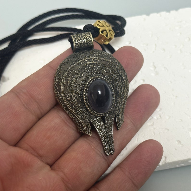 Godslayer's Seal Pendant Metal necklace, Birthday gift , Gift for game fans zdjęcie 4