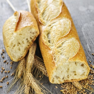 Traditionelles Sauerteig-Baguette-Brot-Rezept Easy-to-Follow PDF Download für hausgemachtes Backen Perfektes Geschenk für Feinschmecker Bild 6