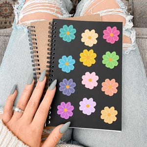 Mini Flower Sticker Set | Daisy Sticker Pack | Retro Flower Stickers | Aesthetic Sticker Pack | Water Bottle Stickers | Notebook Stickers