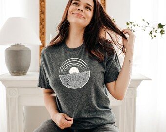 Retro Sunrise Sunset Over Water Tee Shirt, Sun Ocean Summer Beach Shirt,  Summer Shirt For Lady, Sun T-Shirt for Woman, Summer Gift For Her