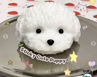 Juguete antiestrés/sensorial de silicona hecho a mano con forma de cachorro.