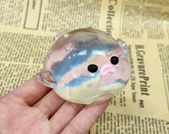 Peluche blando de pez globo hecho a mano y adorable: alivia el estrés y la ansiedad. Peluche blando Taba de 95 g. Regalo divertido para niños y adultos.