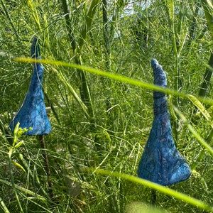 Ceramic hat, blue flowerbed marker, clay garden decoration, winter quarters for insects, cottage garden ceramics, Made in Denmark, handmade pointed hat