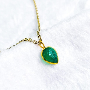 Natural Green Onyx Leaf Charm Pendant Handmade 925 Silver Jewelry Carved Gemstone Onyx Necklace Crystal Leaf Protection Gift for Women