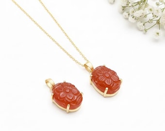 Natural Orange Carnelian Oval Flower Carved Pendant Necklace, 14k Solid Gold Handmade Jewelry, Birthstone Healing Crystal Gift for Her