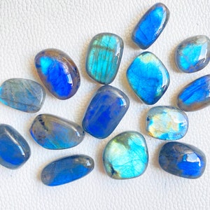 Wholesale Bulk Lot Labradorite Palm Stones, Labradorite Hand Polished Tumbled Stones, Labradorite Tumbled Healing Crystal For Jewelry Making